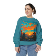 Romantic Sunset Sweatshirt – Cozy Fall Couples Sweater.